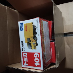 Tomica 車仔 全新有透明包裝紙盒越南制行貨 BX109 DHL Truck 黃色貨車